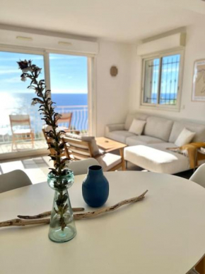 Bohème Beach Villa with seaview & private garden, Antheor